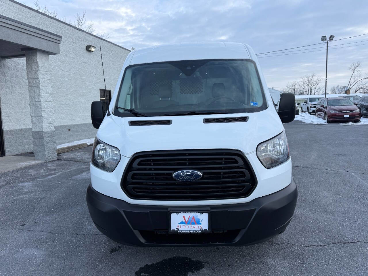 Used 2019 Ford Transit 350 148 Medium Roof RWD image 29