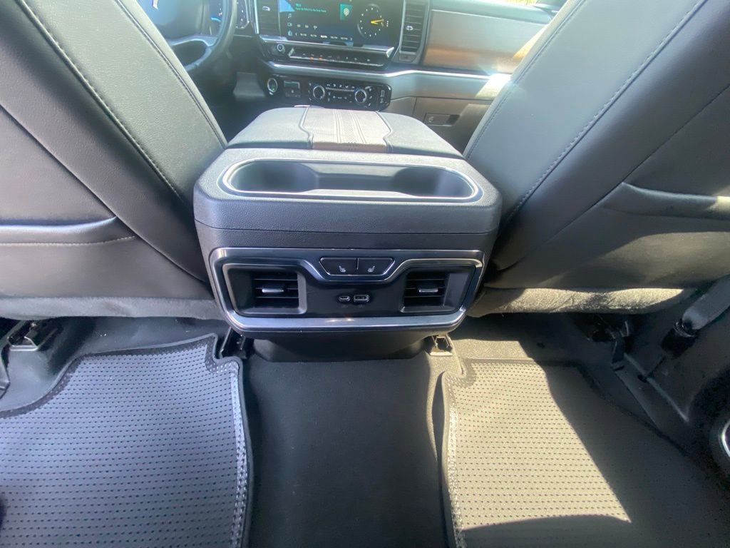 Used 2023 Chevrolet Silverado 1500 High Country AWD/4WD image 25