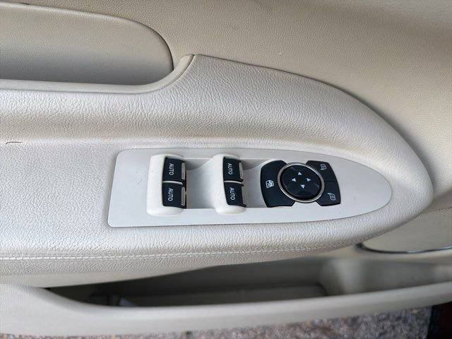 Used 2015 Lincoln MKT AWD w/ Equipment Group 201A image 29