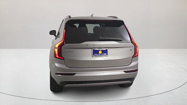 Used 2026 Volvo XC90 B6 Ultra w/ Protection Package AWD/4WD image 5