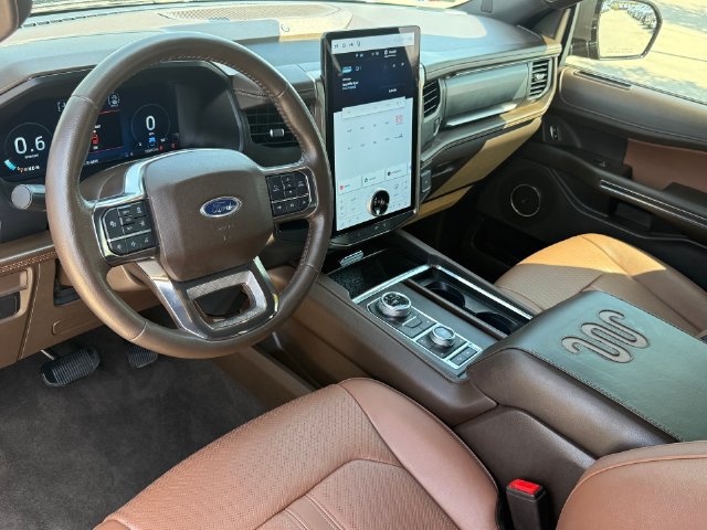 Used 2022 Ford Expedition King Ranch AWD/4WD image 12