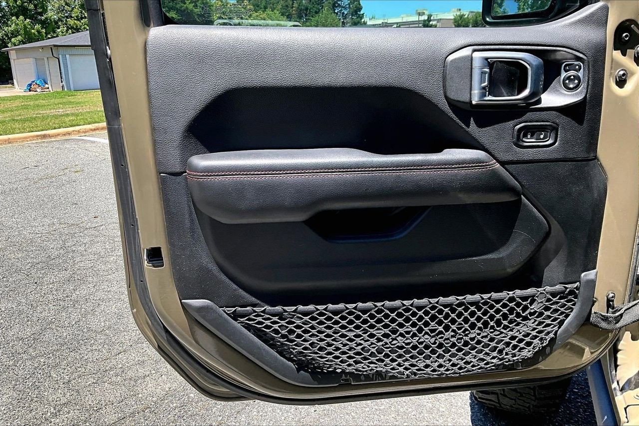 Used 2020 Jeep Gladiator Rubicon AWD/4WD image 26
