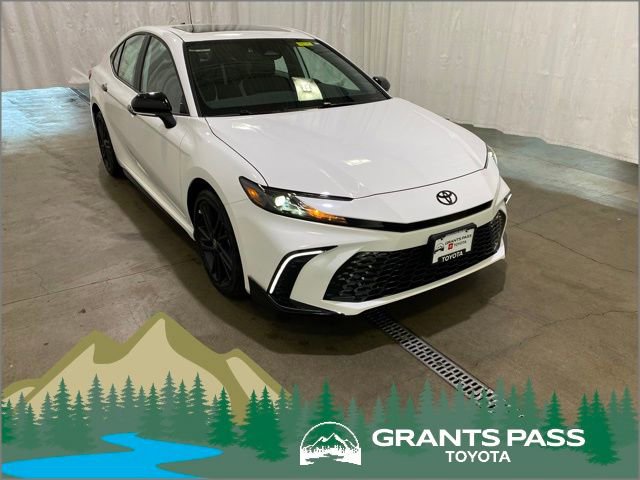 New 2026 Toyota Camry SE Nightshade w/ Convenience Package