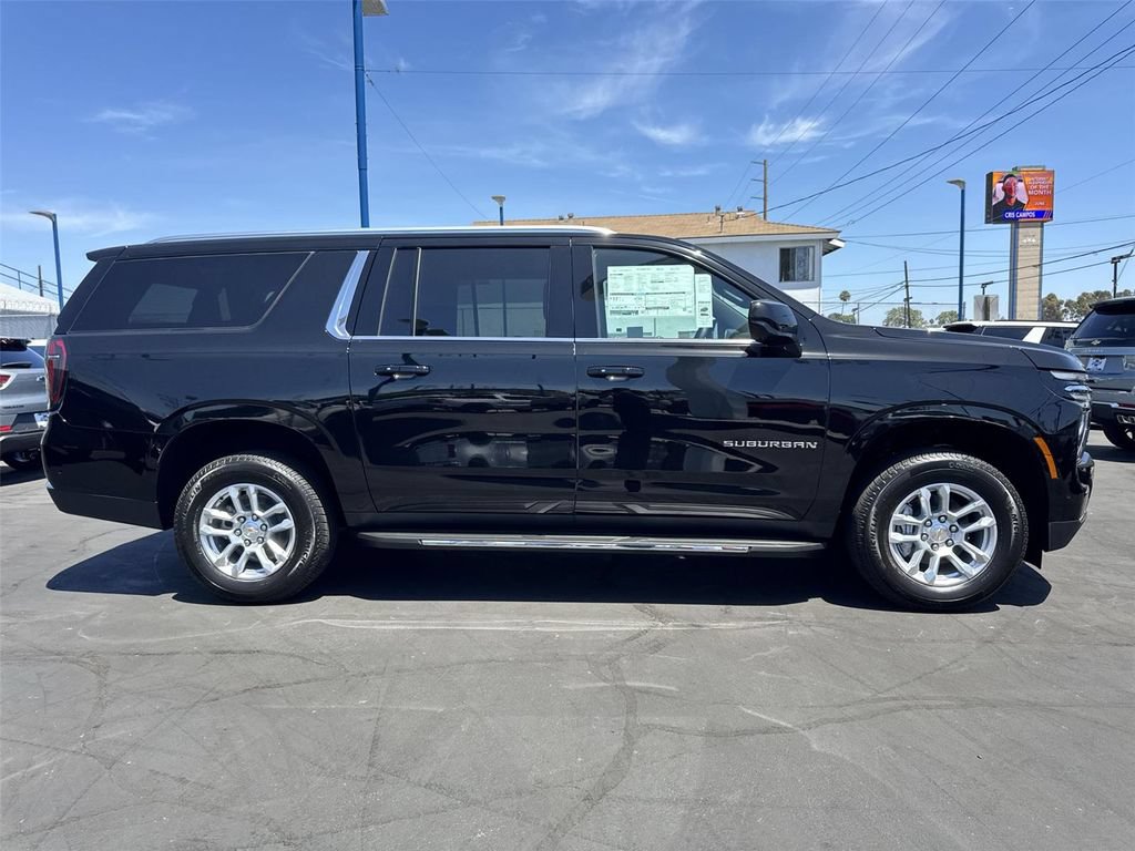 New 2026 Chevrolet Suburban LS RWD image 4
