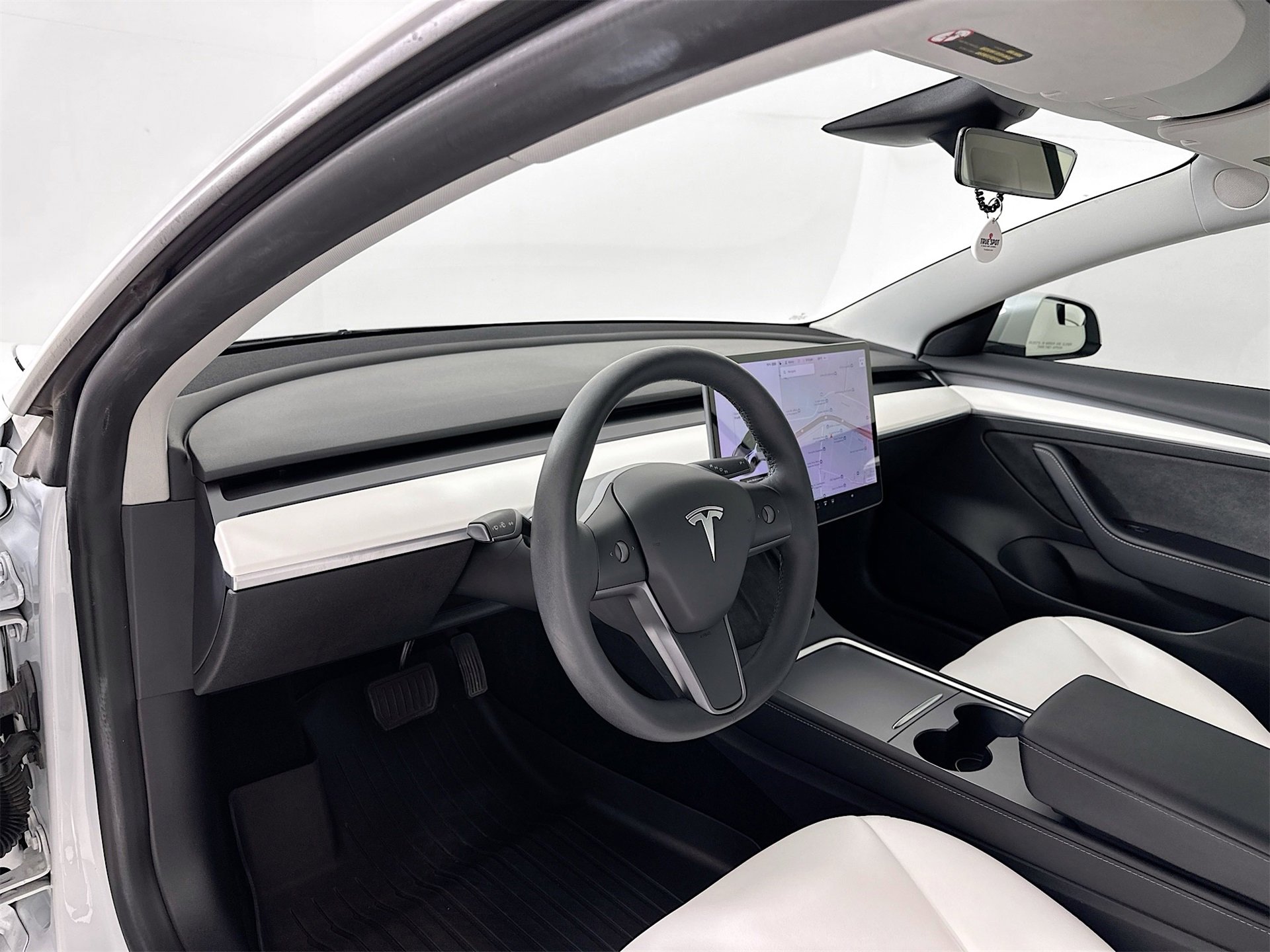 Used 2022 Tesla Model 3 Long Range image 10