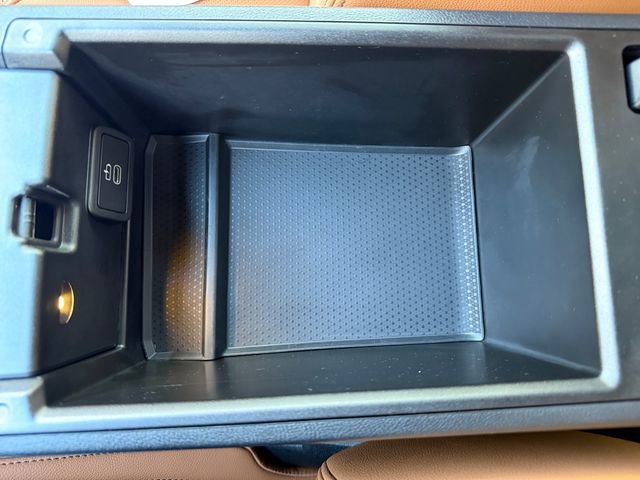 Used 2023 BMW 440i xDrive Coupe w/ Premium Package image 32