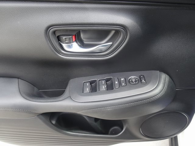 Used 2023 Honda HR-V LX image 8