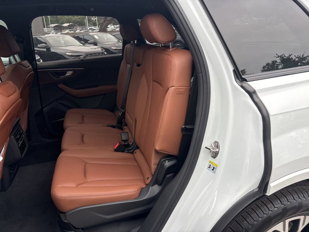 New 2026 Audi Q7 2.0T Premium Plus AWD/4WD image 14