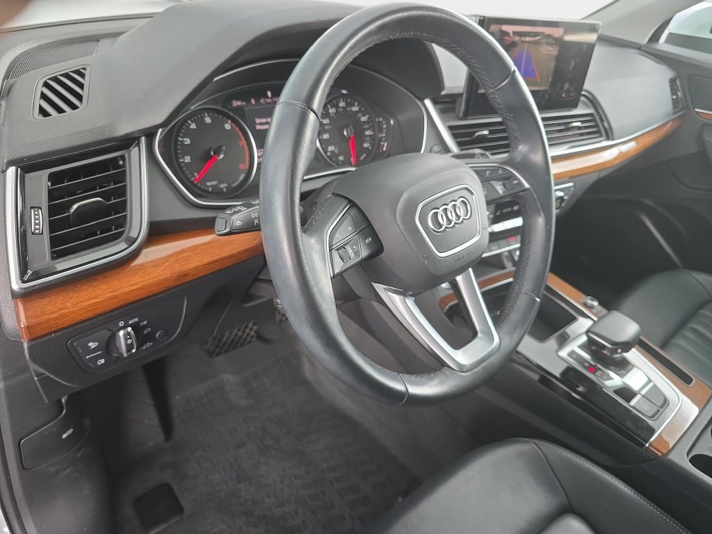 Used 2023 Audi Q5 2.0T Premium w/ Convenience Package AWD/4WD image 22
