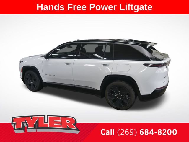 Used 2025 Jeep Wagoneer S Launch Edition image 4