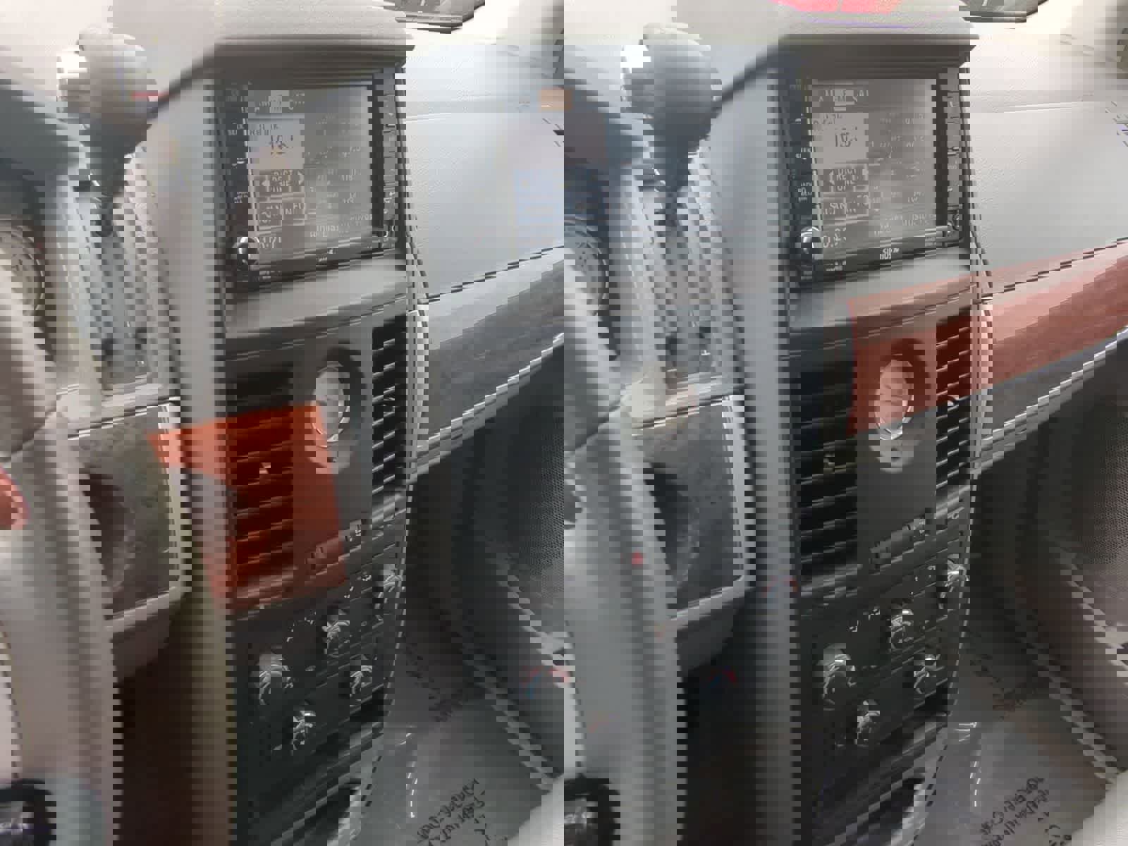 Used 2008 Chrysler Town & Country Touring image 24