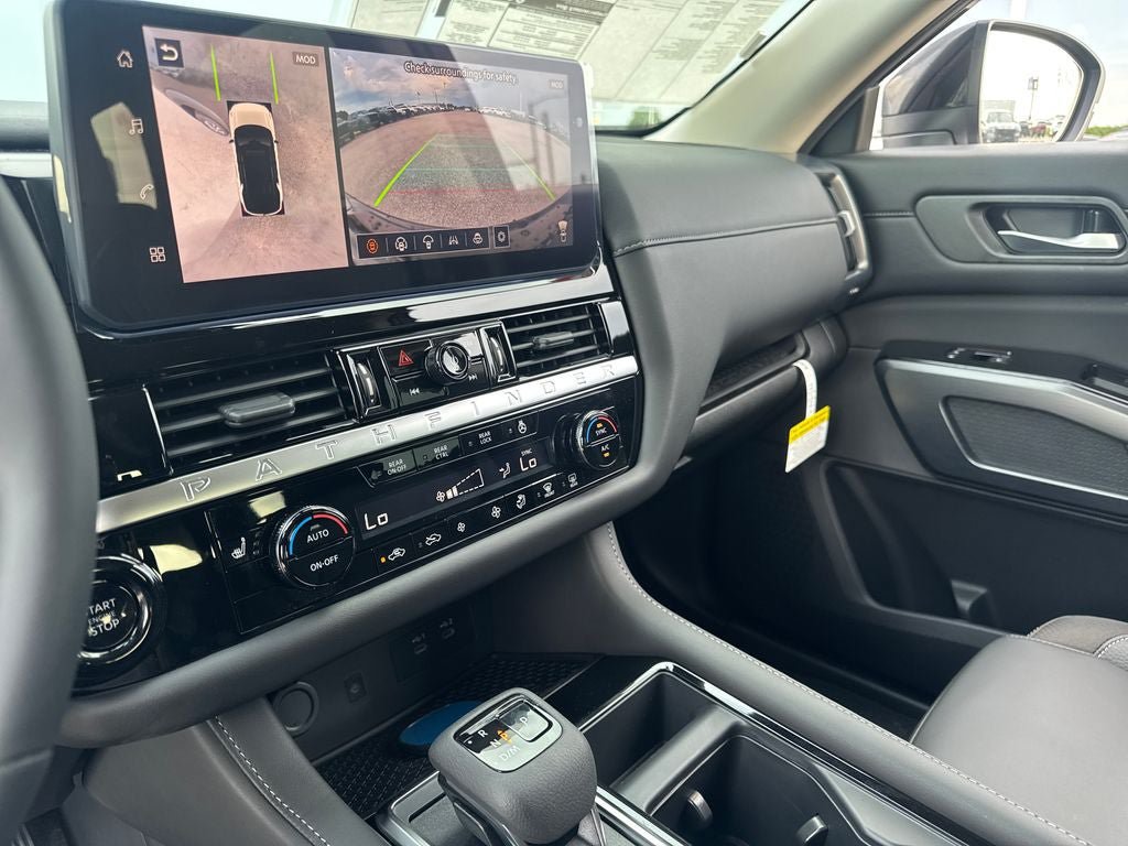 New 2026 Nissan Pathfinder SL FWD image 19
