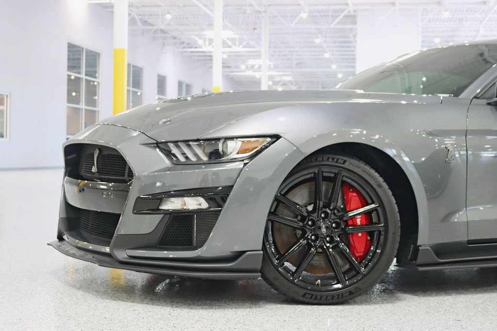 Used 2021 Ford Mustang Shelby GT500 RWD image 2