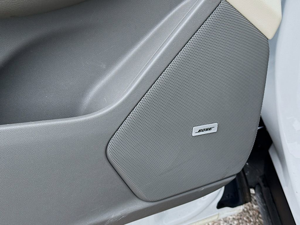 Used 2024 Cadillac XT6 Premium Luxury FWD image 25