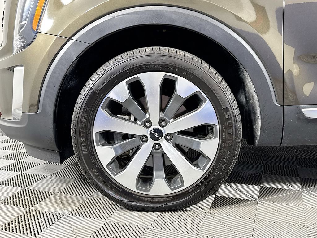 Used 2022 Kia Telluride S image 32