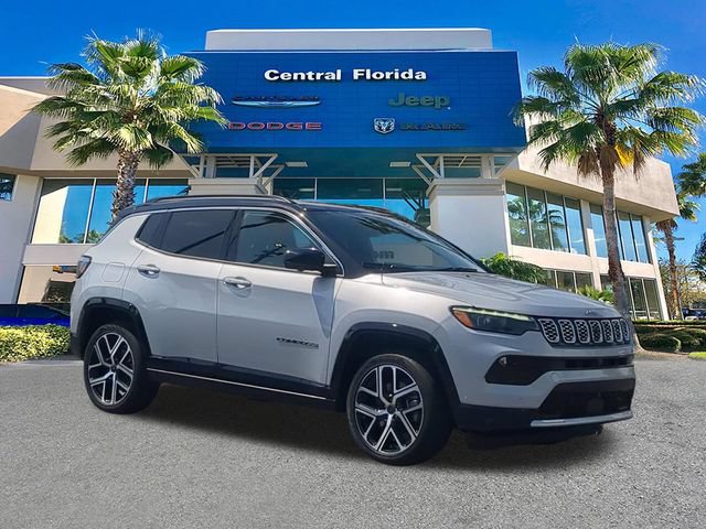 Used 2025 Jeep Compass Limited w/ Elite Group AWD/4WD image 2