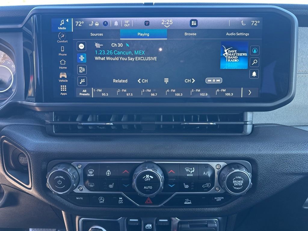 Used 2024 Jeep Wrangler Willys image 21