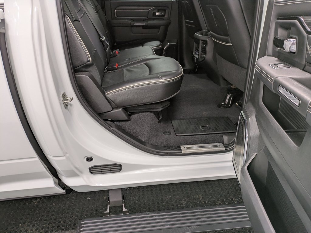 Used 2024 RAM 2500 Limited image 26