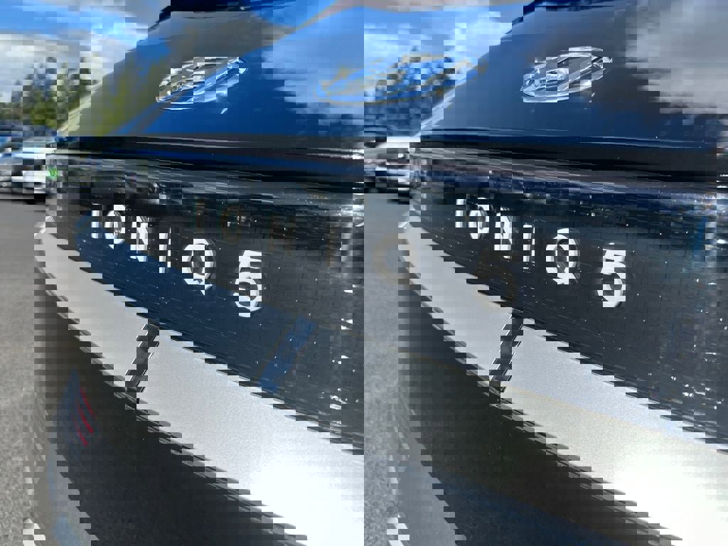 Used 2024 Hyundai Ioniq 5 SEL image 32