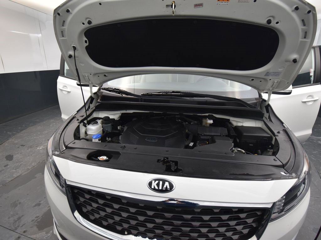 Used 2021 Kia Sedona LX image 13