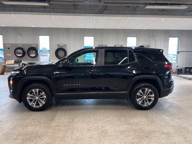 Used 2025 Chevrolet Equinox LT AWD/4WD image 9