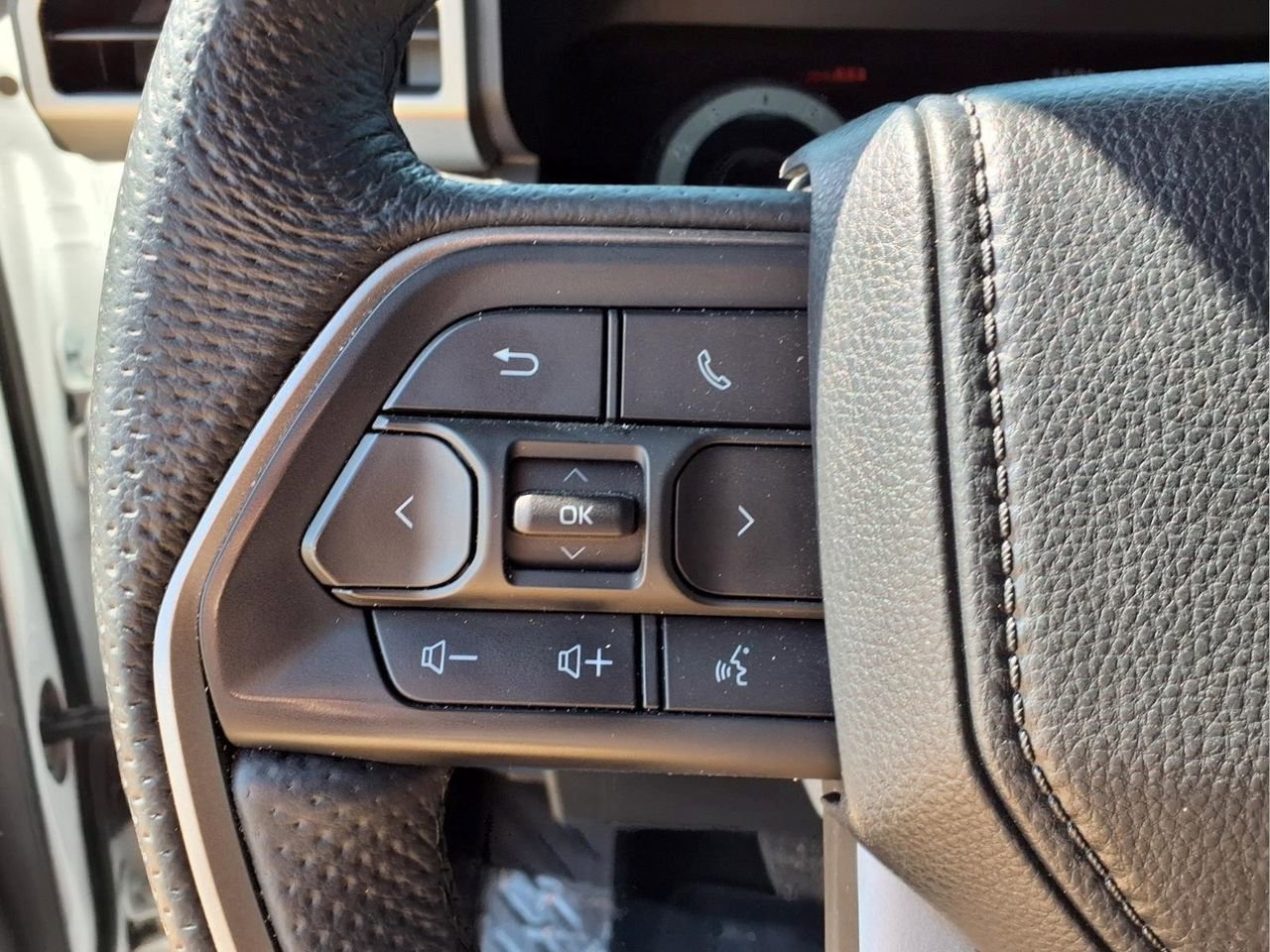 Used 2024 Toyota Tacoma TRD Off-Road image 26