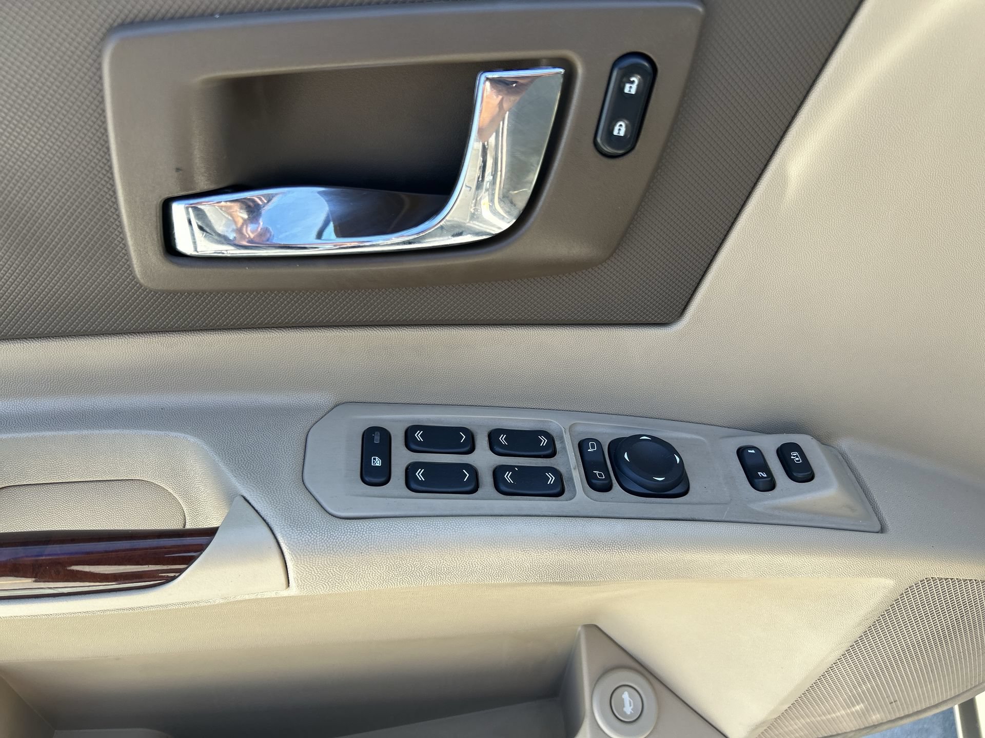 Used 2006 Cadillac CTS 3.6 w/ California CTS Luxury Package RWD image 15