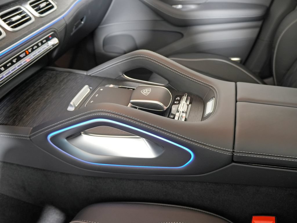 New 2026 Mercedes-Benz Maybach GLS 600 4MATIC image 23