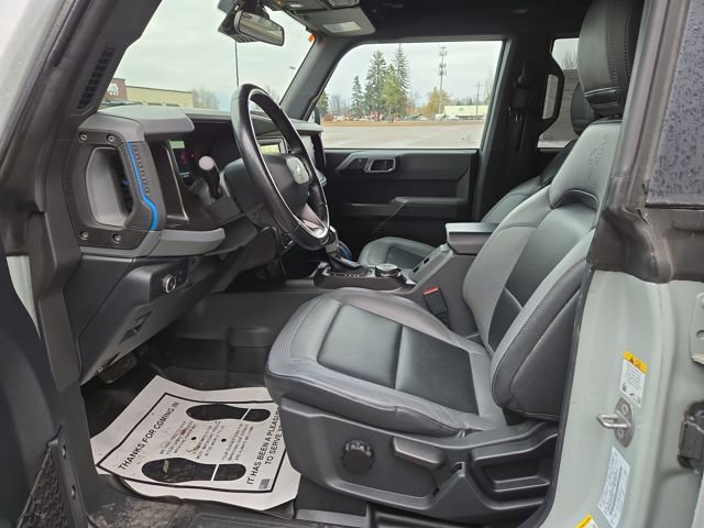 Used 2022 Ford Bronco Black Diamond image 3