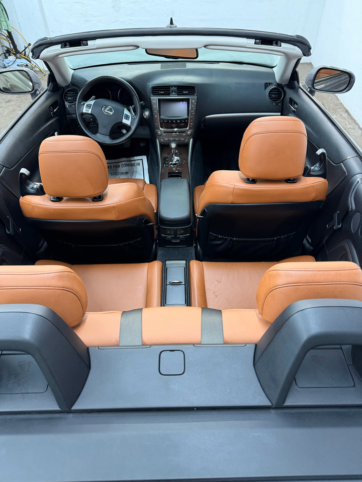 Used 2012 Lexus IS 250C image 11