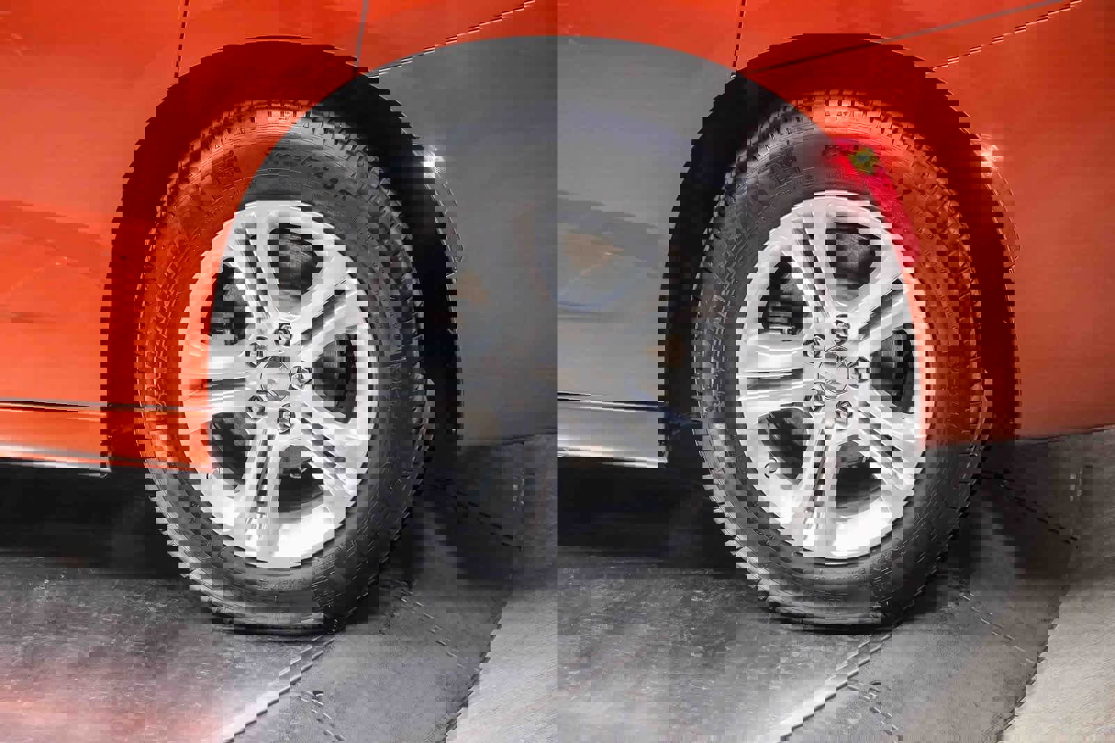 Used 2023 Dodge Charger SXT image 9