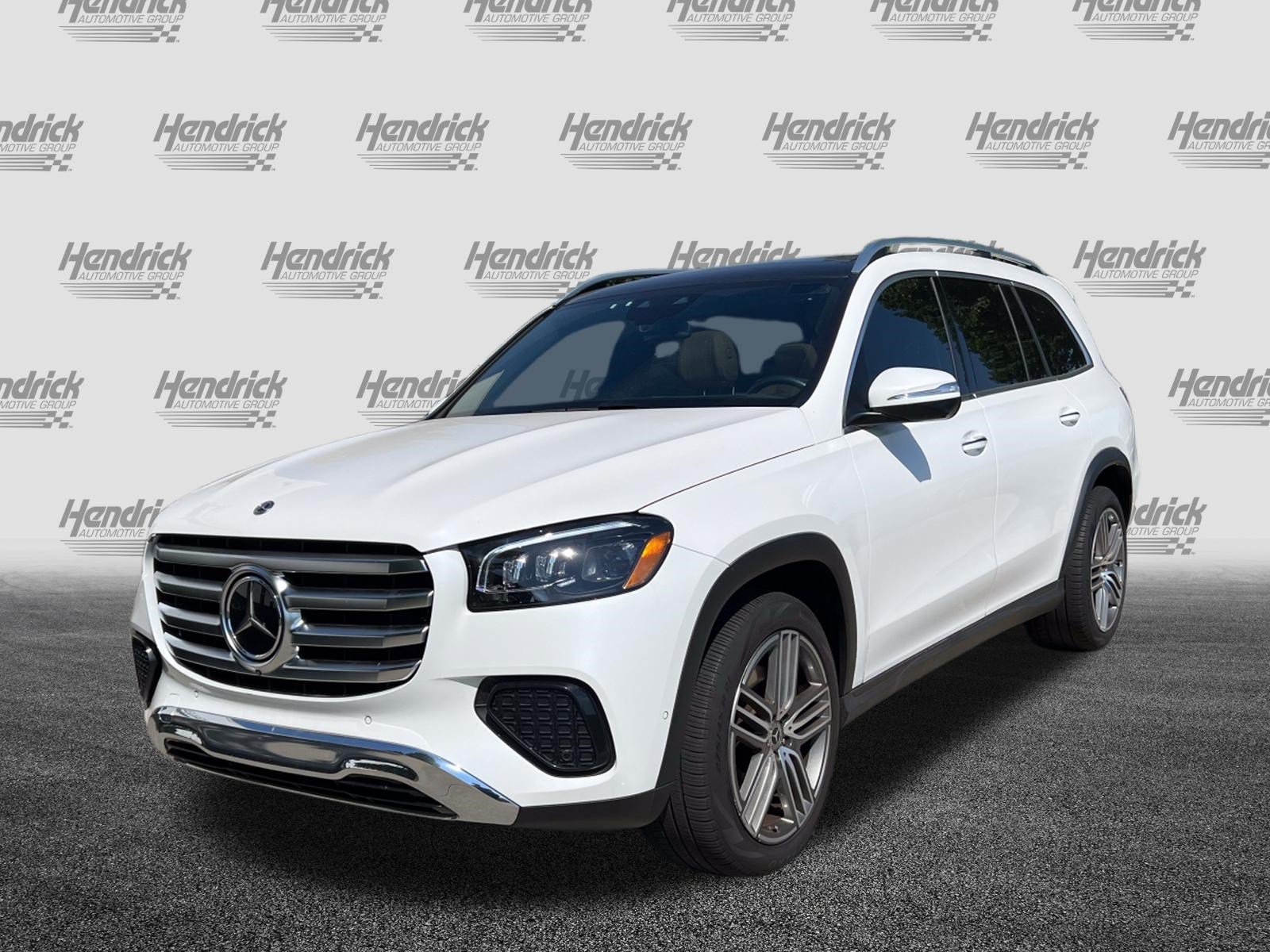 Certified 2025 Mercedes-Benz GLS 450 4MATIC image 5