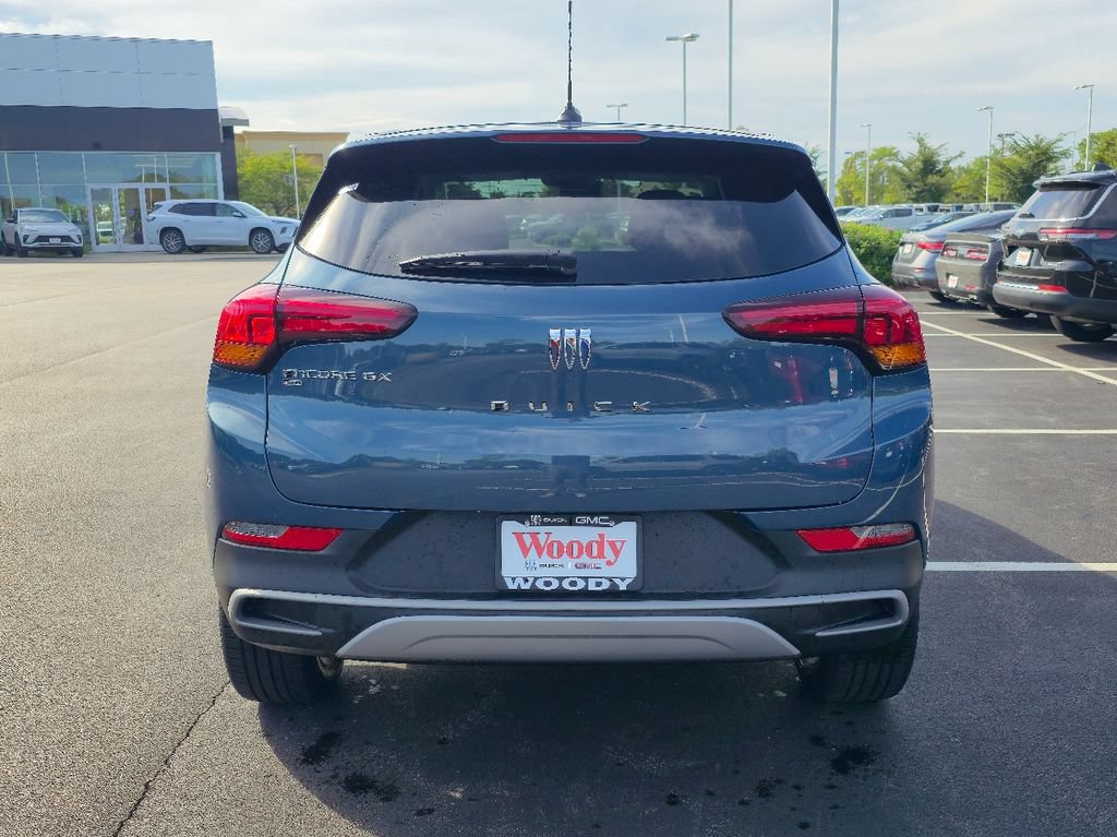 Certified 2024 Buick Encore GX Preferred AWD/4WD image 9