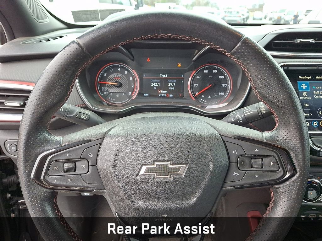 Used 2021 Chevrolet TrailBlazer RS w/ Technology Package image 21