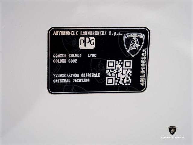 Used 2026 Lamborghini Urus SE AWD/4WD image 5