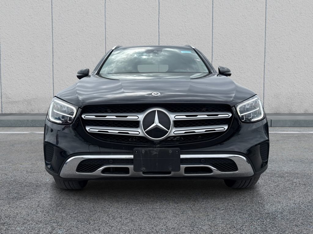 Used 2022 Mercedes-Benz GLC 300 4MATIC w/ Premium Package Lite image 2