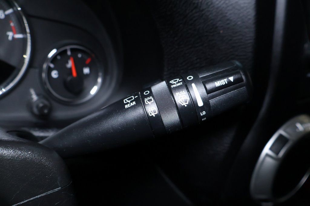 Used 2017 Jeep Wrangler Unlimited Sahara image 22