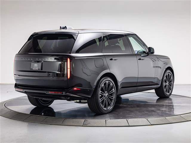 New 2027 Land Rover Range Rover Long Wheelbase SE AWD/4WD image 5