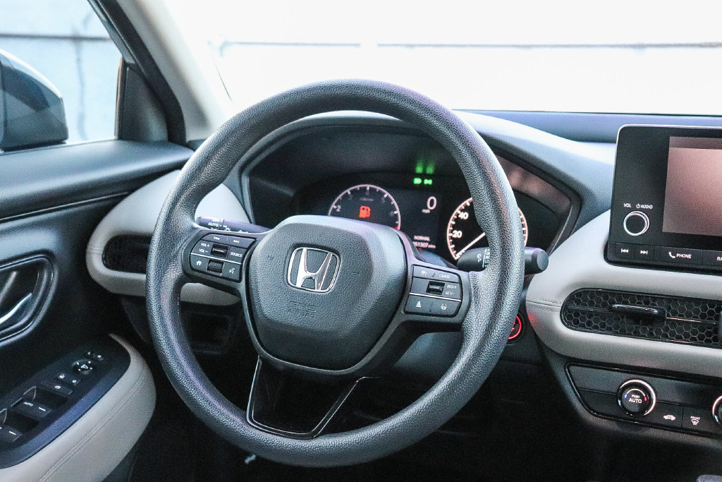 Used 2024 Honda HR-V LX image 17