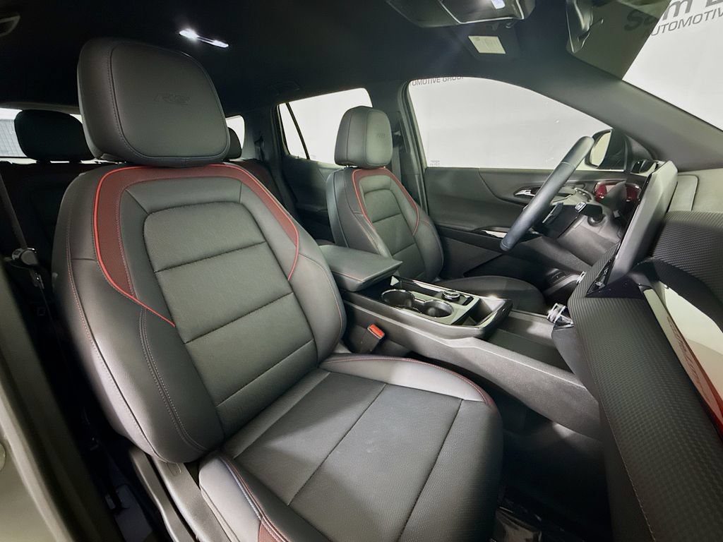 Used 2025 Chevrolet Equinox RS FWD image 29