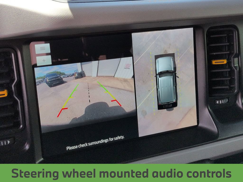 Used 2023 Ford Bronco Badlands image 25