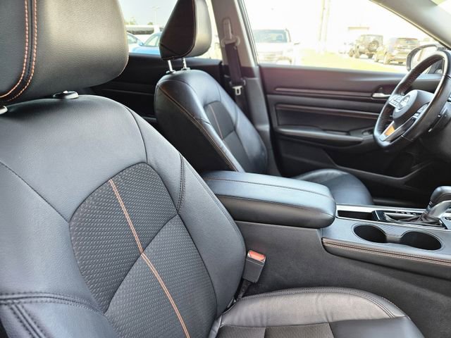 Certified 2021 Nissan Altima 2.5 SR w/ SR Premium Package image 14