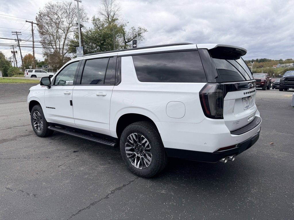 New 2026 Chevrolet Suburban Z71 w/ Comfort Package image 4