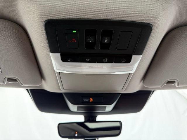 Used 2023 Nissan Pathfinder Platinum AWD/4WD image 44