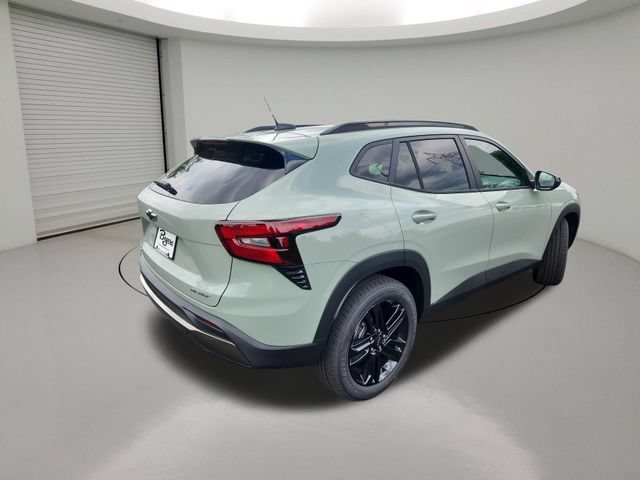 New 2026 Chevrolet Trax ACTIV w/ Sunroof Package FWD image 7