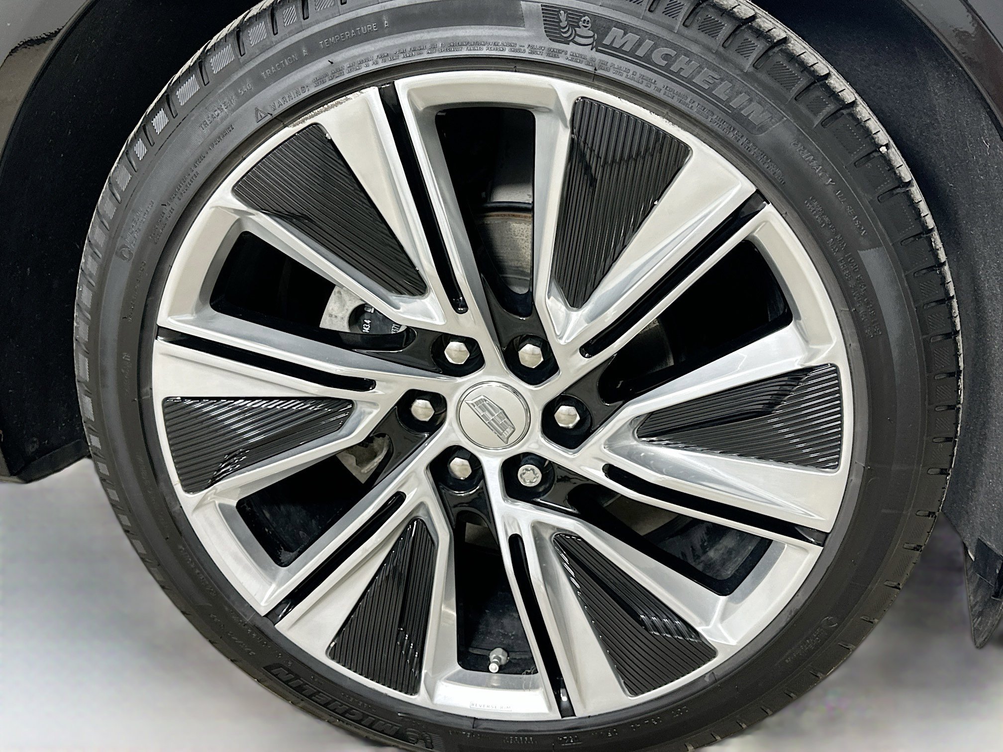 Used 2024 Cadillac Lyriq Luxury w/ LPO, Floor Liner Package image 10