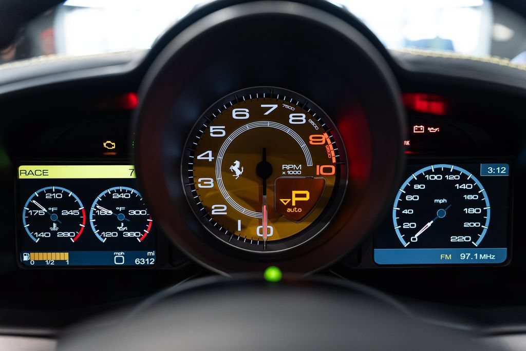 Certified 2014 Ferrari 458 Spider RWD image 29