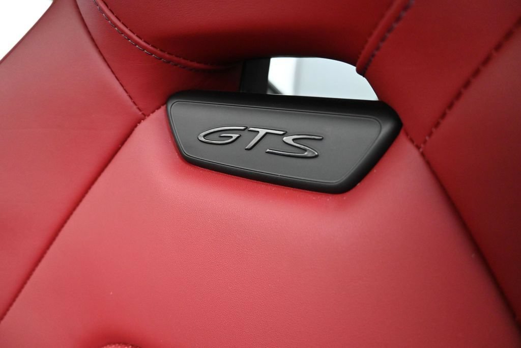 Certified 2026 Porsche Panamera GTS AWD/4WD image 11