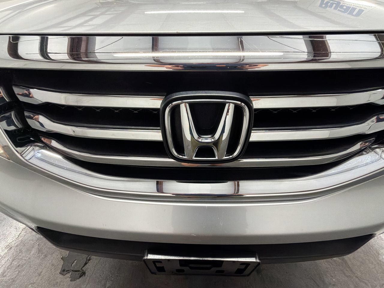 Used 2015 Honda Pilot Touring image 30