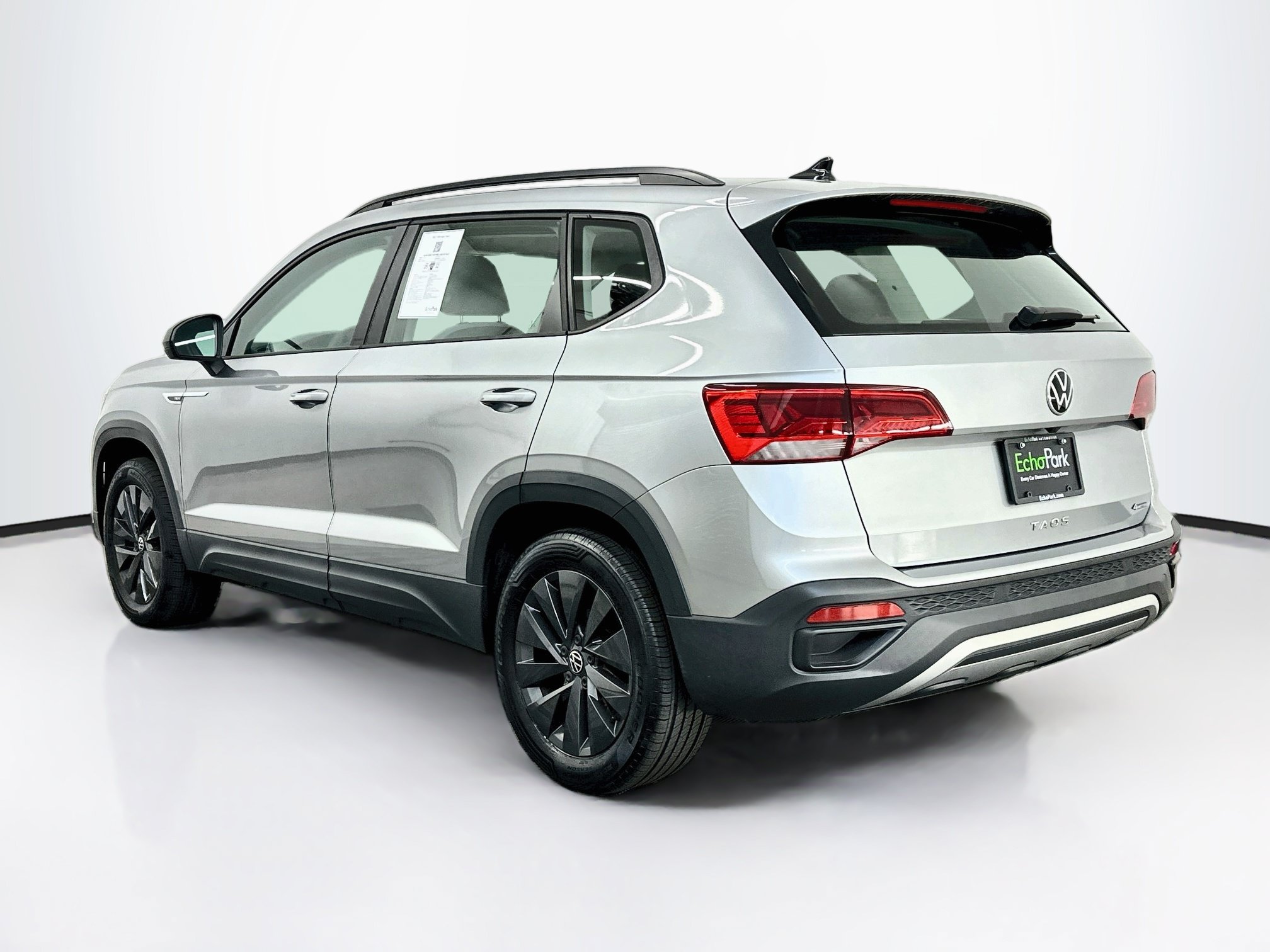 Used 2022 Volkswagen Taos S AWD/4WD image 5